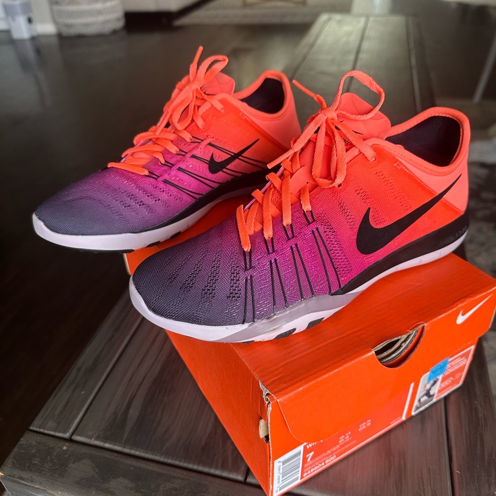 Nike Free TR 6 Spectrum